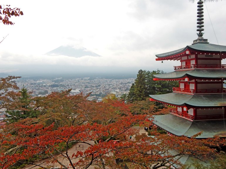 Mt Fuji with red Pagoda