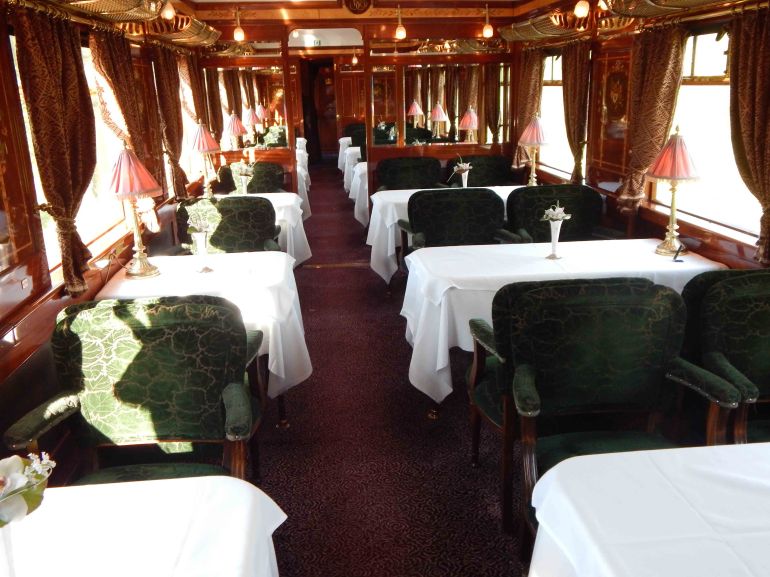 Diningcar
