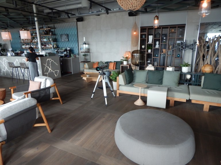 Lounge Downtown Campers