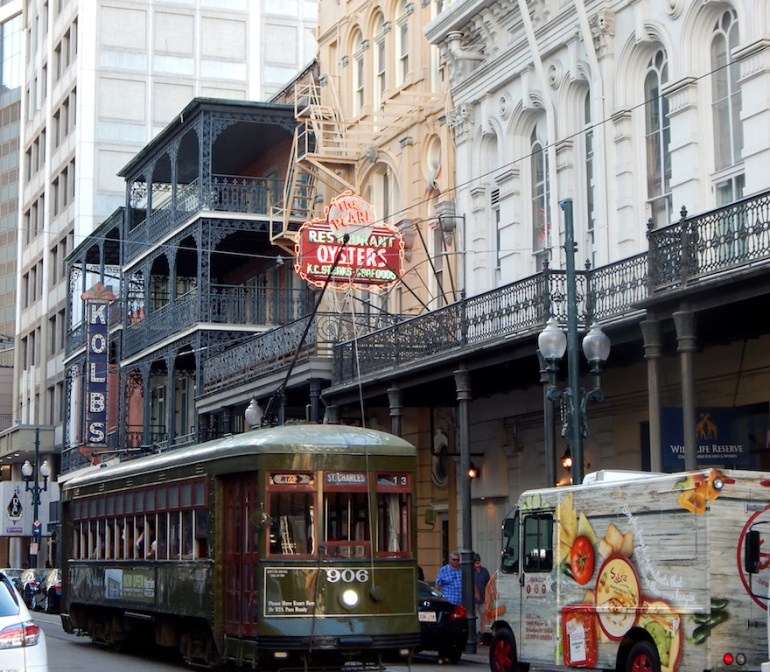 Street-NewOrleans