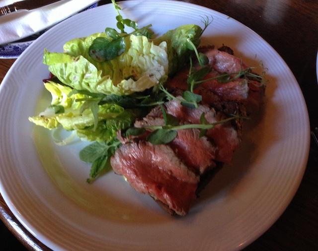 Open roast beef sandwich