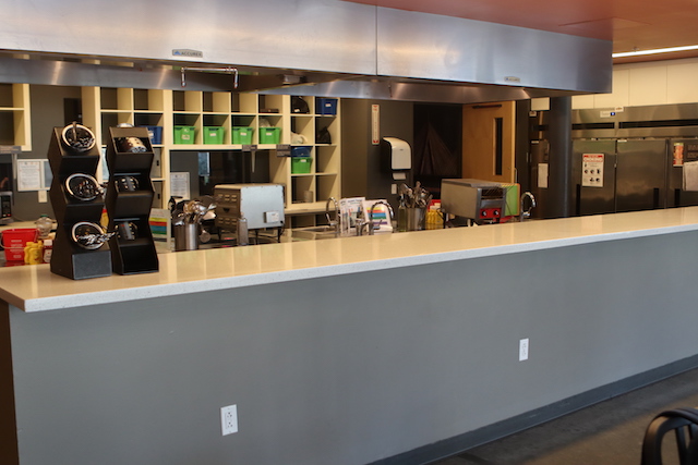 Brekkie area HI Boston