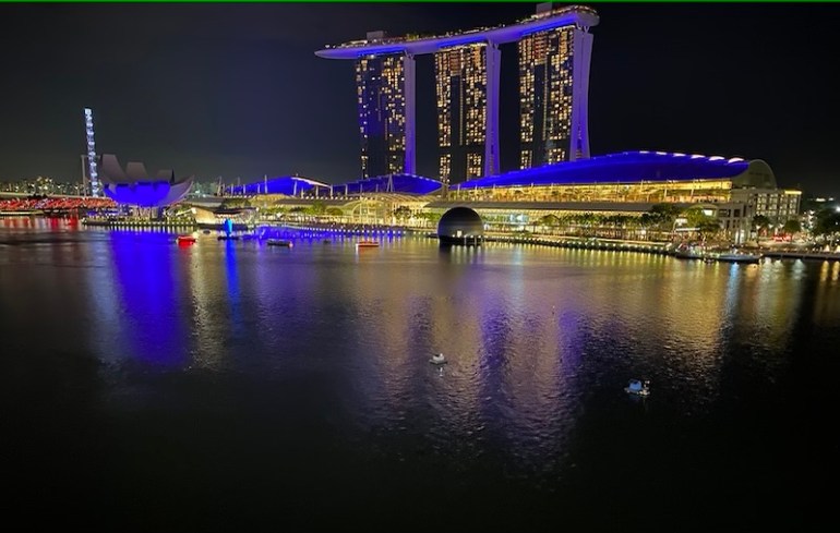 Marina Bay at night
