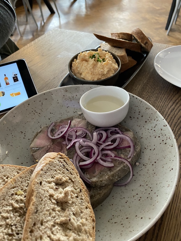 Pork thing with onions and vinegar