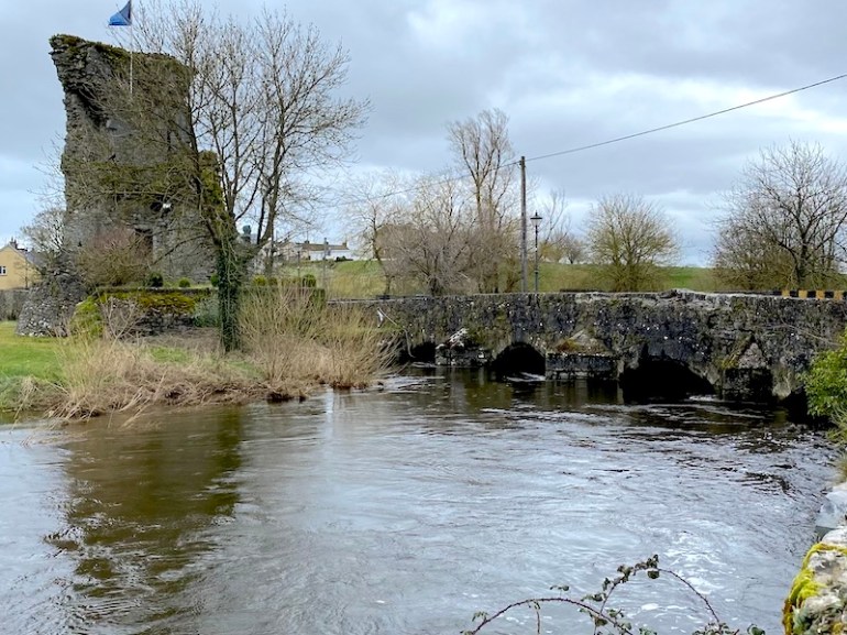 Castle and Bridge Golden