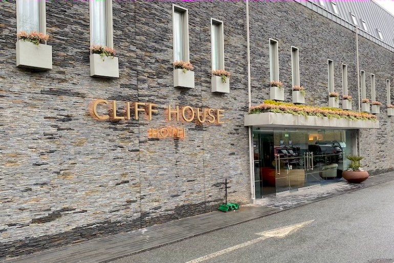 Entrance to Cliff House